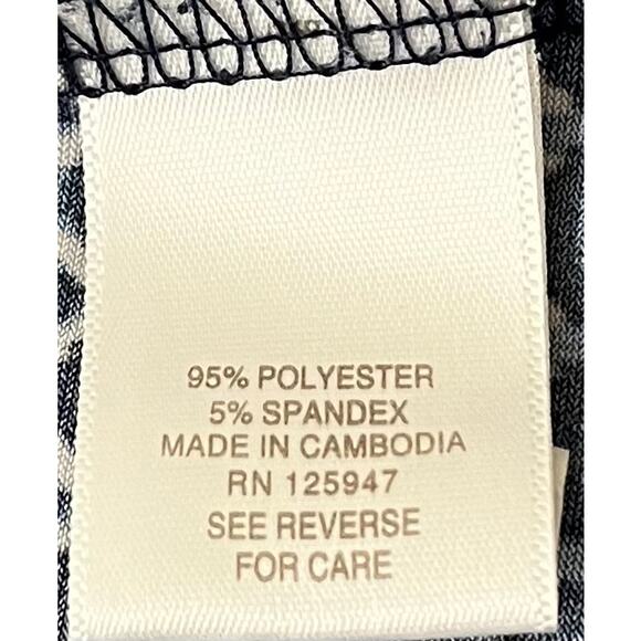 EST. 1962 3/4 ROLL TAB SLEEVE V-NECK BLOUSE, WOMEN-1X-BRIGHT & NAVY BLUE & WHITE - Picture 10 of 11